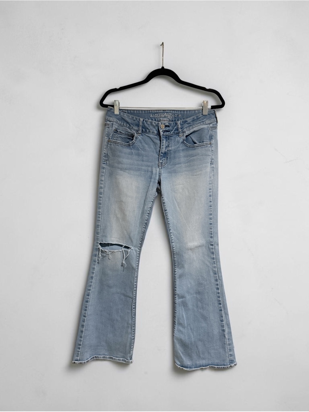 American Eagle Artist Jeans Size 10 Short Distressed Light Wash Bootcut Y2K